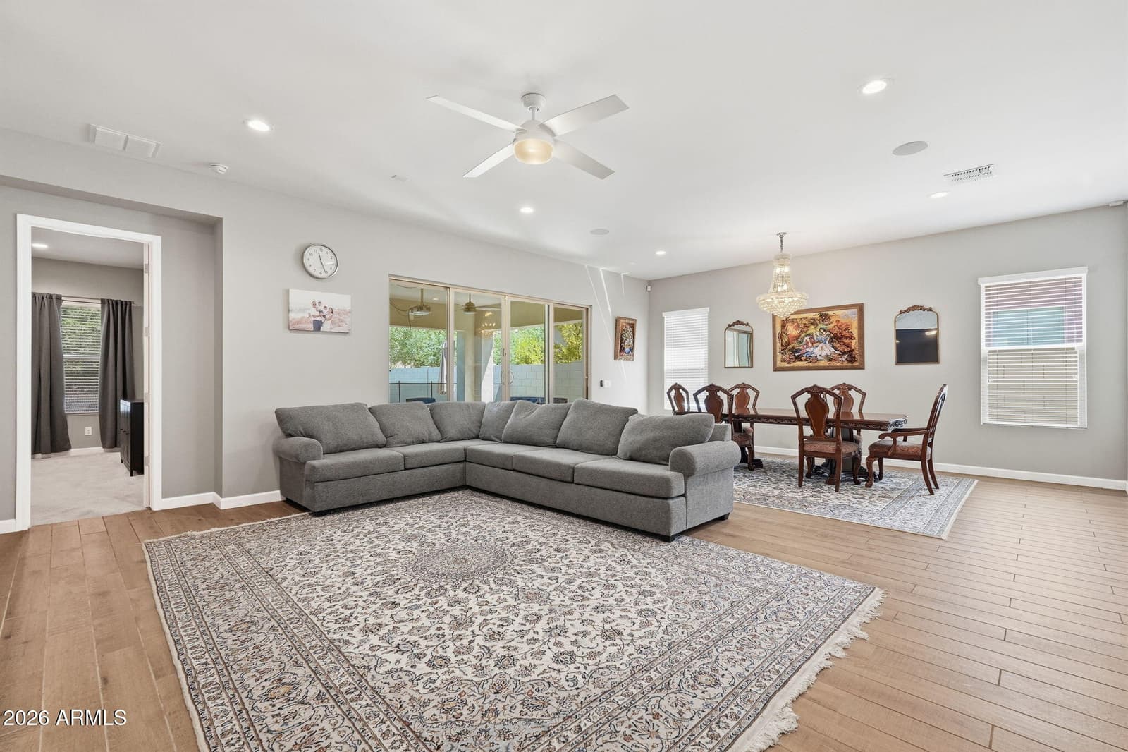6620 E LIBBY Street, Phoenix, AZ 85054 — photo 7 of 51