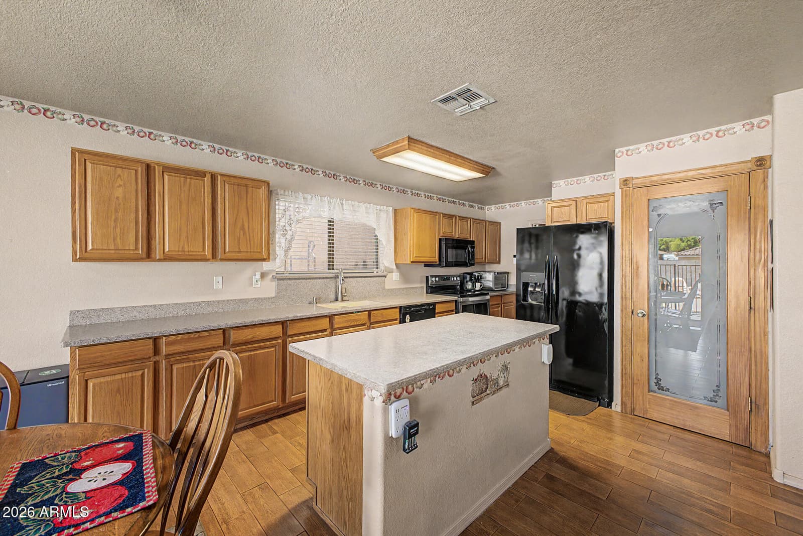 10520 W JESSIE Lane, Peoria, AZ 85383 — photo 14 of 37