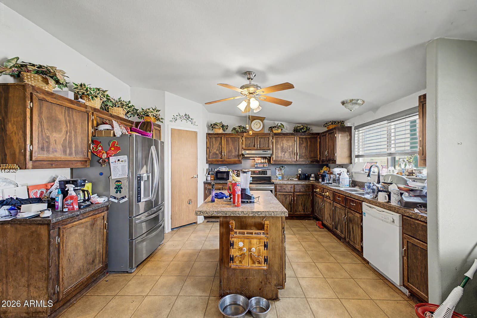 3142 W LAKE POWELL Drive, Casa Grande, AZ 85194 — photo 13 of 34