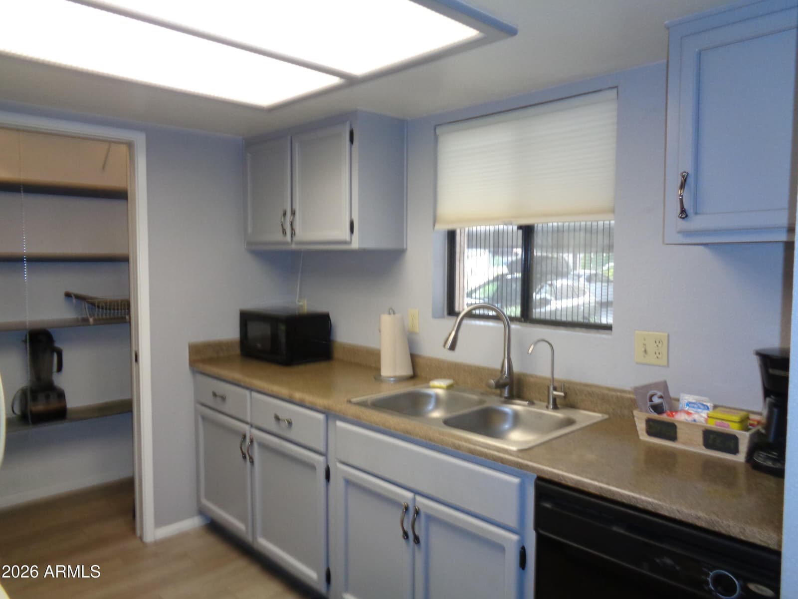 1352 E HIGHLAND Avenue 102, Phoenix, AZ 85014 — photo 11 of 18