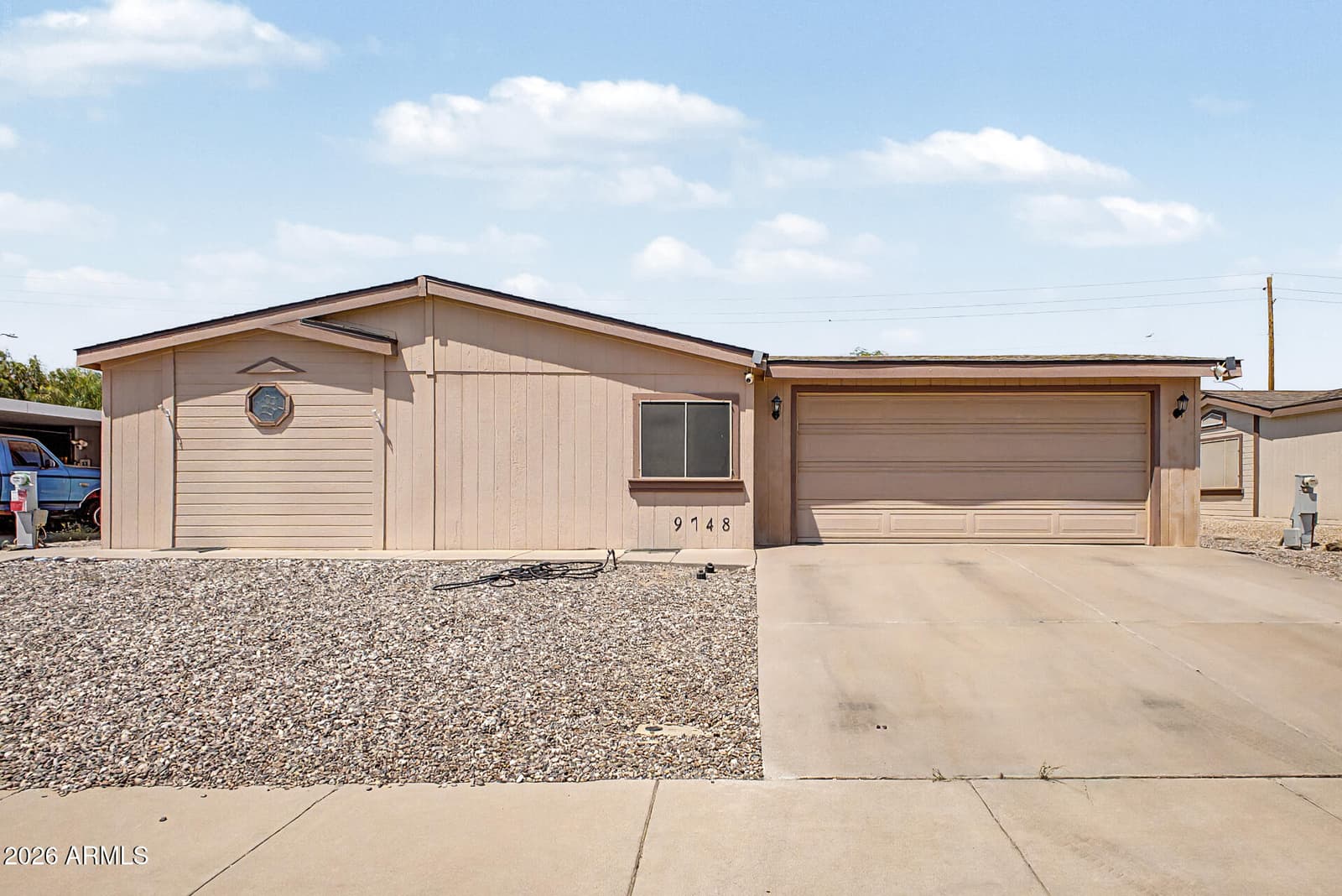 9748 E ESCONDIDO Avenue, Mesa, AZ 85208 — photo 3 of 30