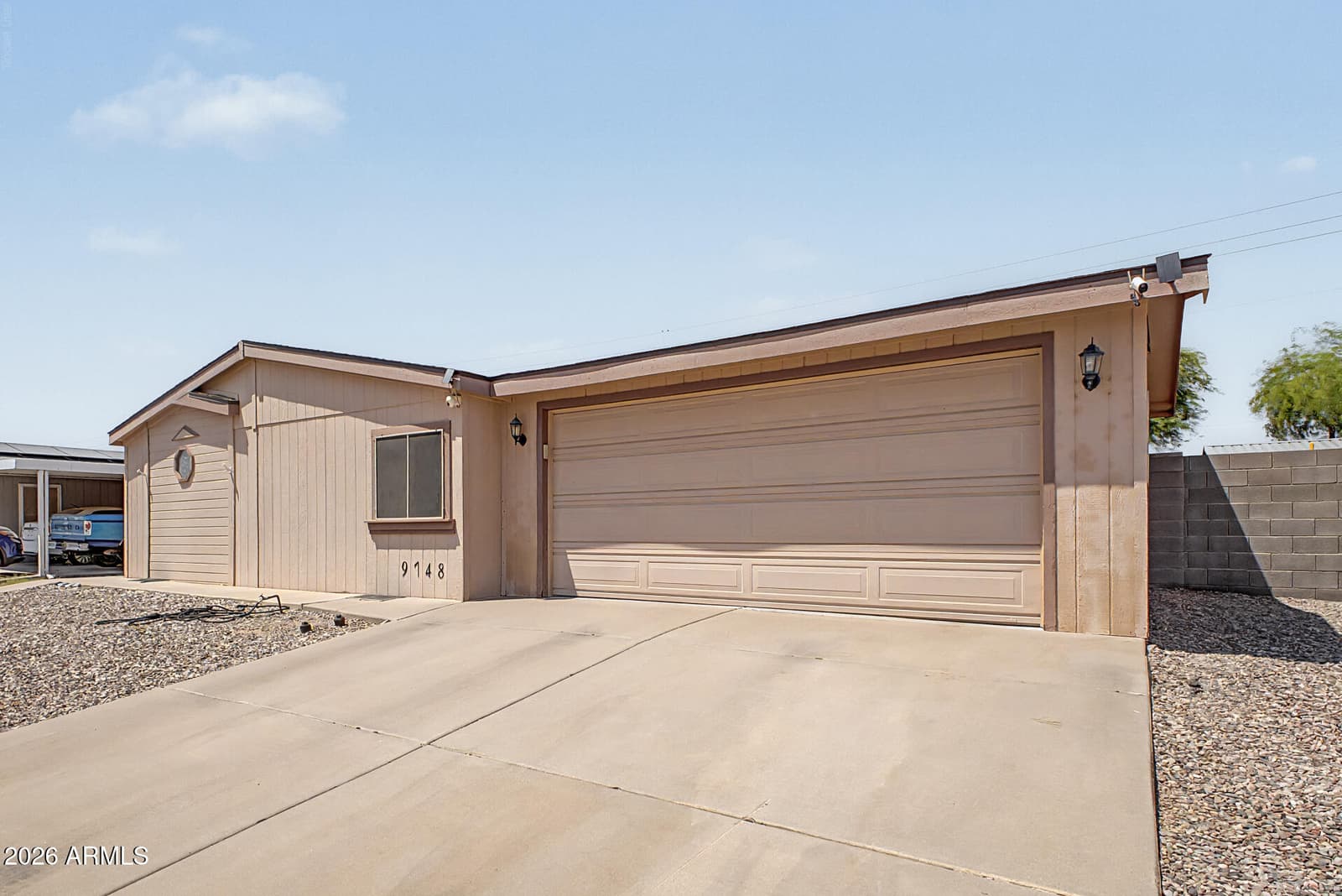 9748 E ESCONDIDO Avenue, Mesa, AZ 85208 — photo 6 of 30