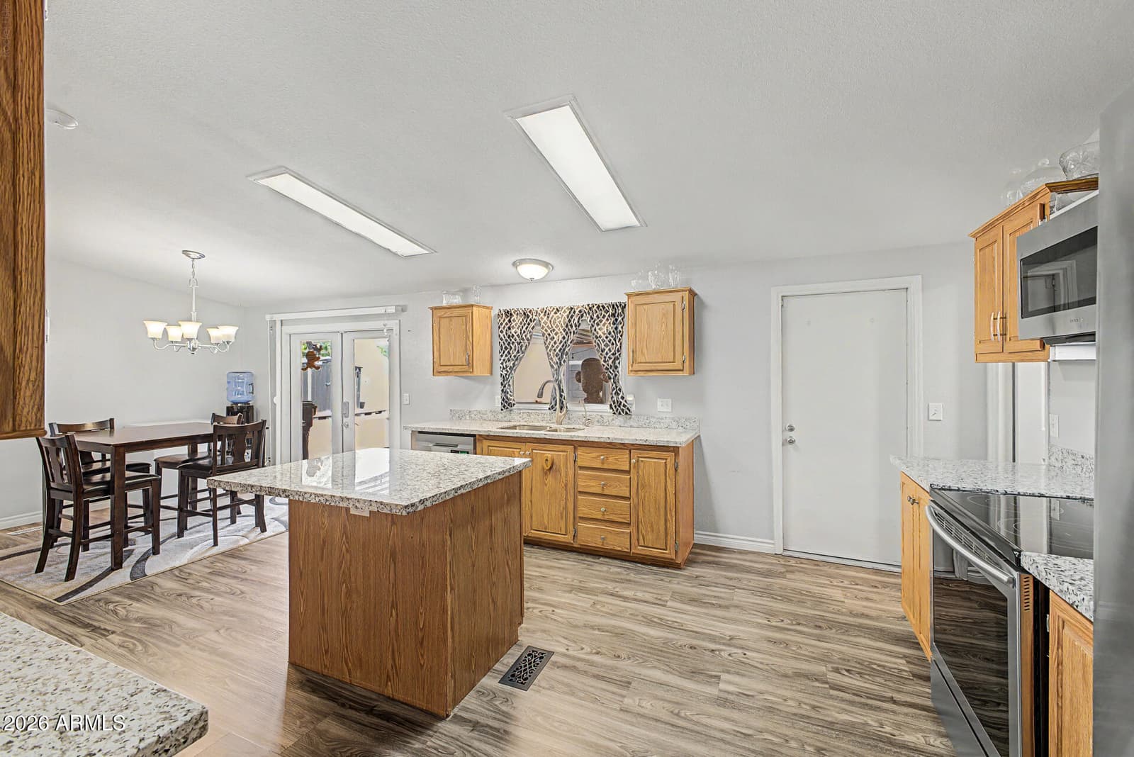 9748 E ESCONDIDO Avenue, Mesa, AZ 85208 — photo 14 of 30