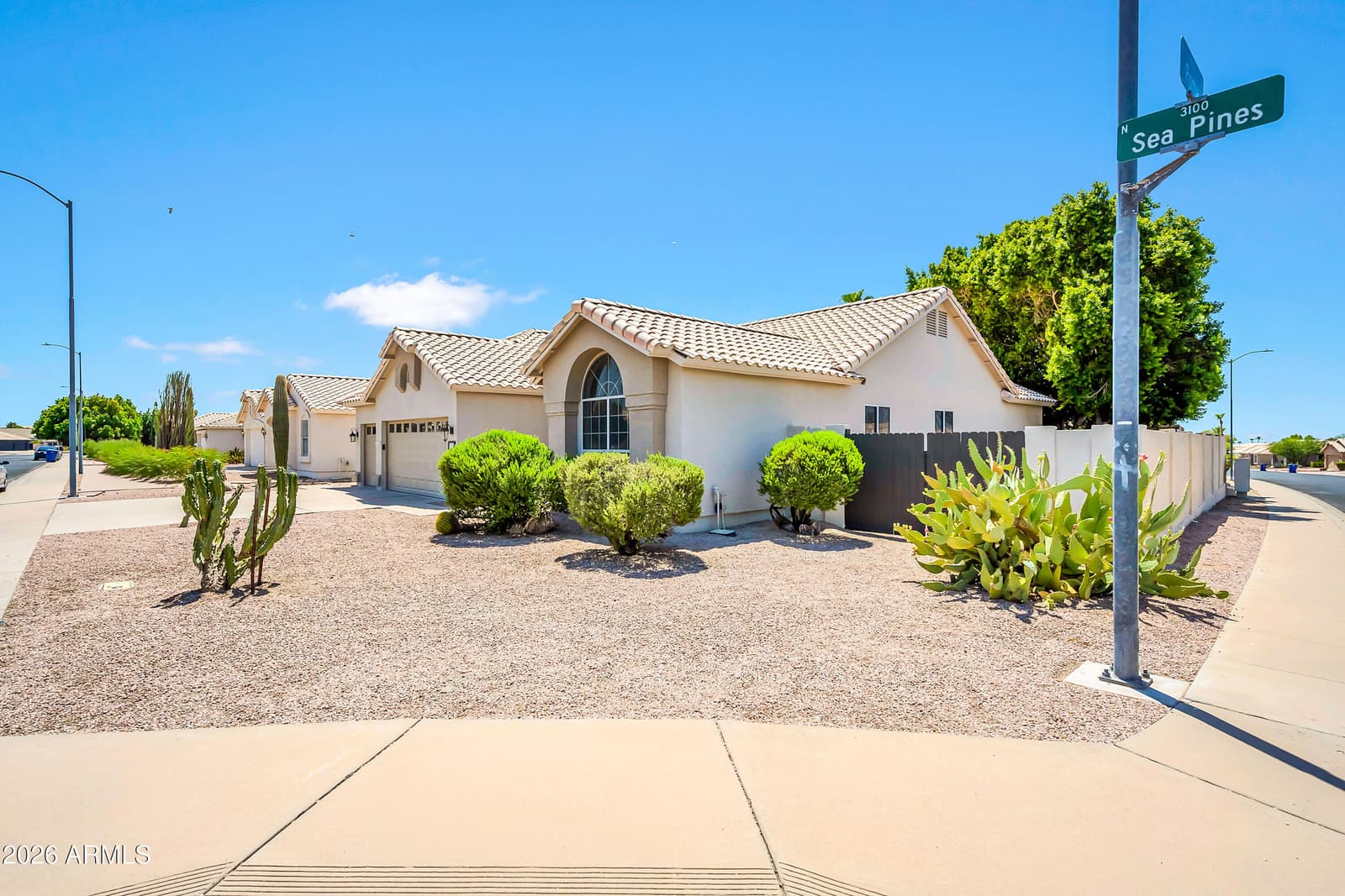 3114 N Sea Pines, Mesa, AZ 85215 — photo 4 of 46
