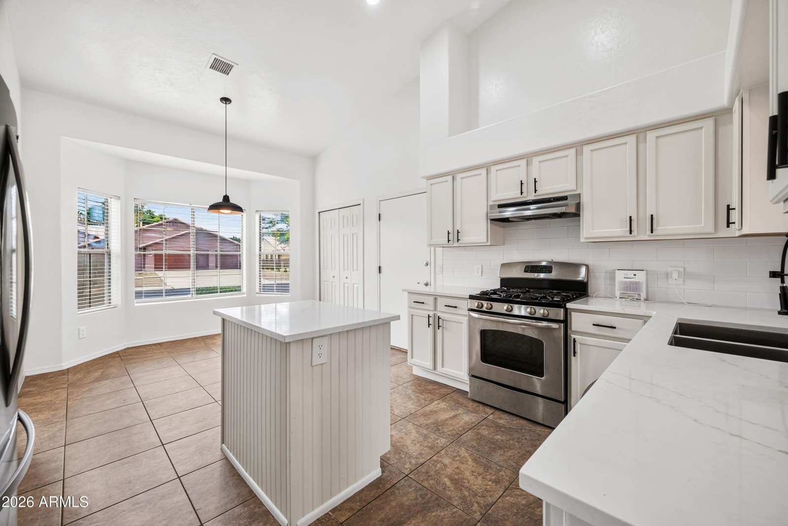 2167 SANTA FE Trail, Sierra Vista, AZ 85635 — photo 16 of 52