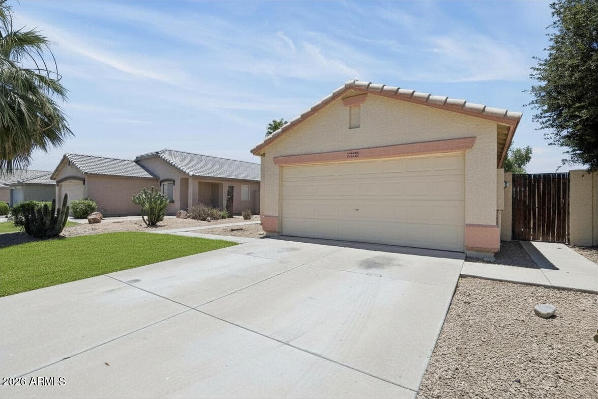 15558 N 136TH Lane, Surprise, AZ 85374 — photo 2 of 34