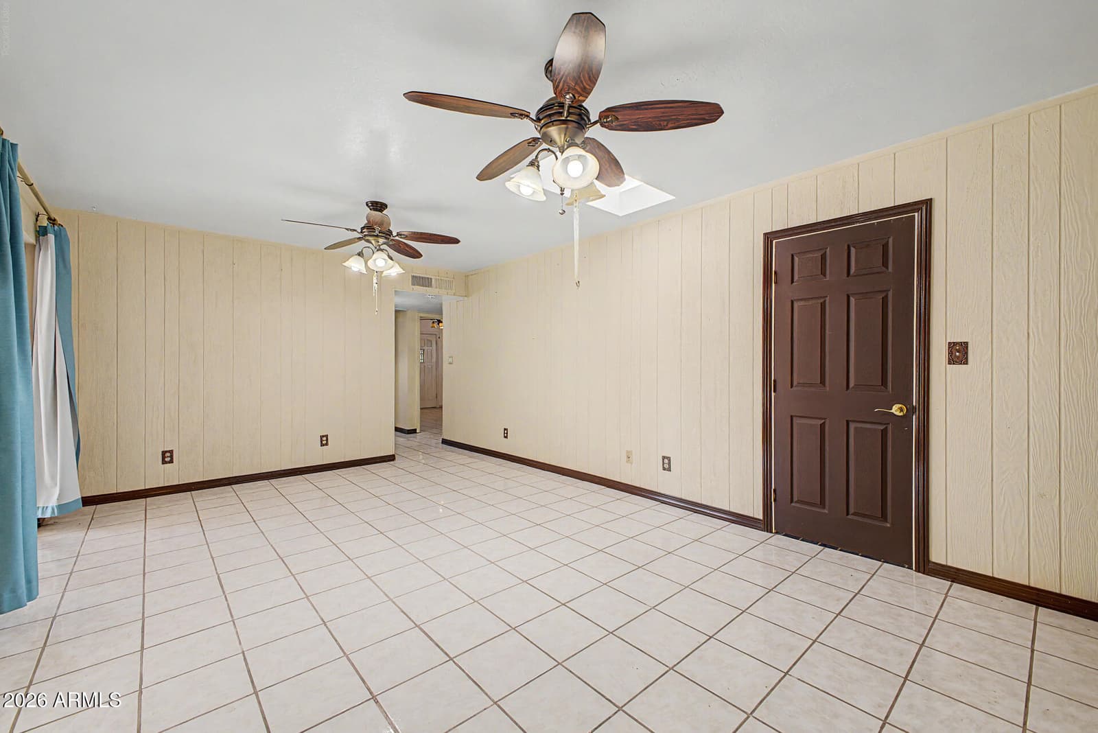 10517 W CATALINA Drive, Avondale, AZ 85392 — photo 12 of 54