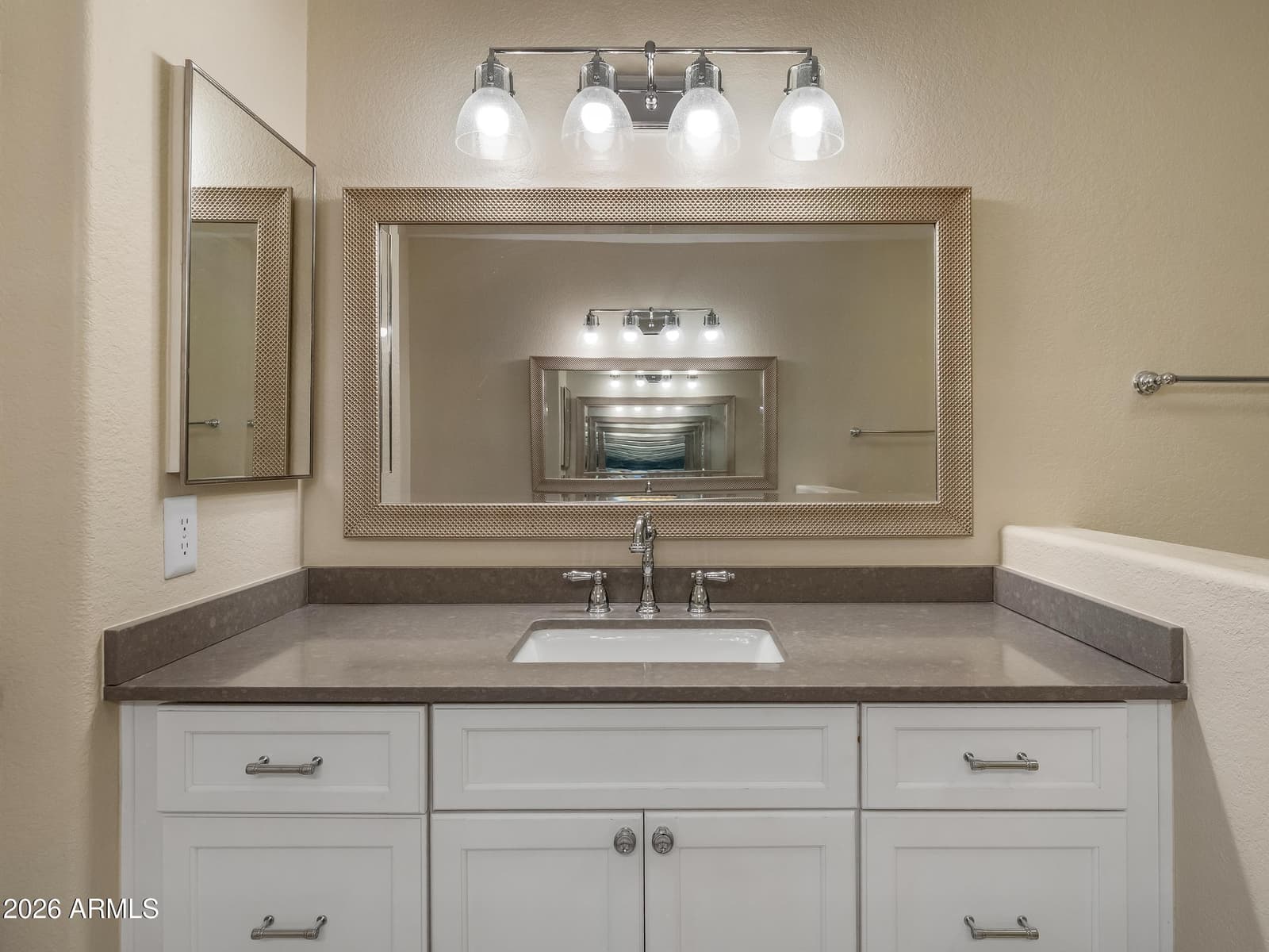 9745 N 95TH Street 227, Scottsdale, AZ 85258 — photo 16 of 40