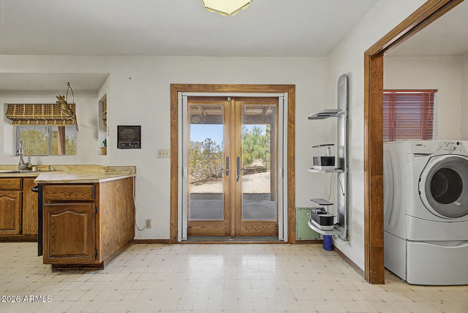 8230 E MCDOWELL Road, Mesa, AZ 85207 — photo 13 of 36