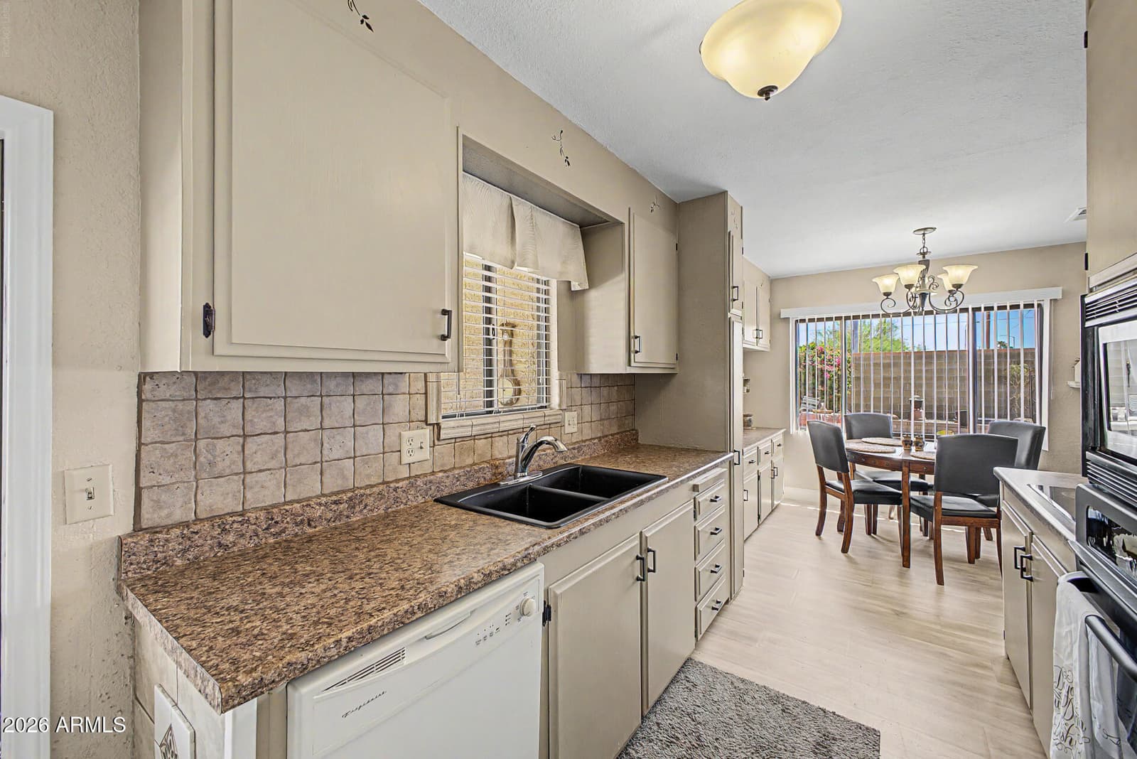 2355 N Shannon Way, Mesa, AZ 85215 — photo 14 of 31