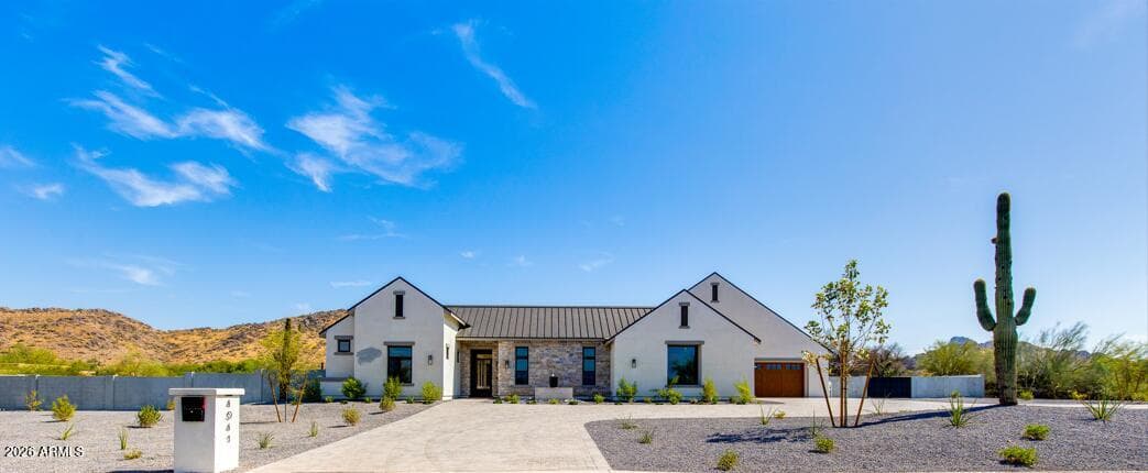 4041 E MOUNTAIN VIEW Road, Phoenix, AZ 85028 — photo 1 of 74