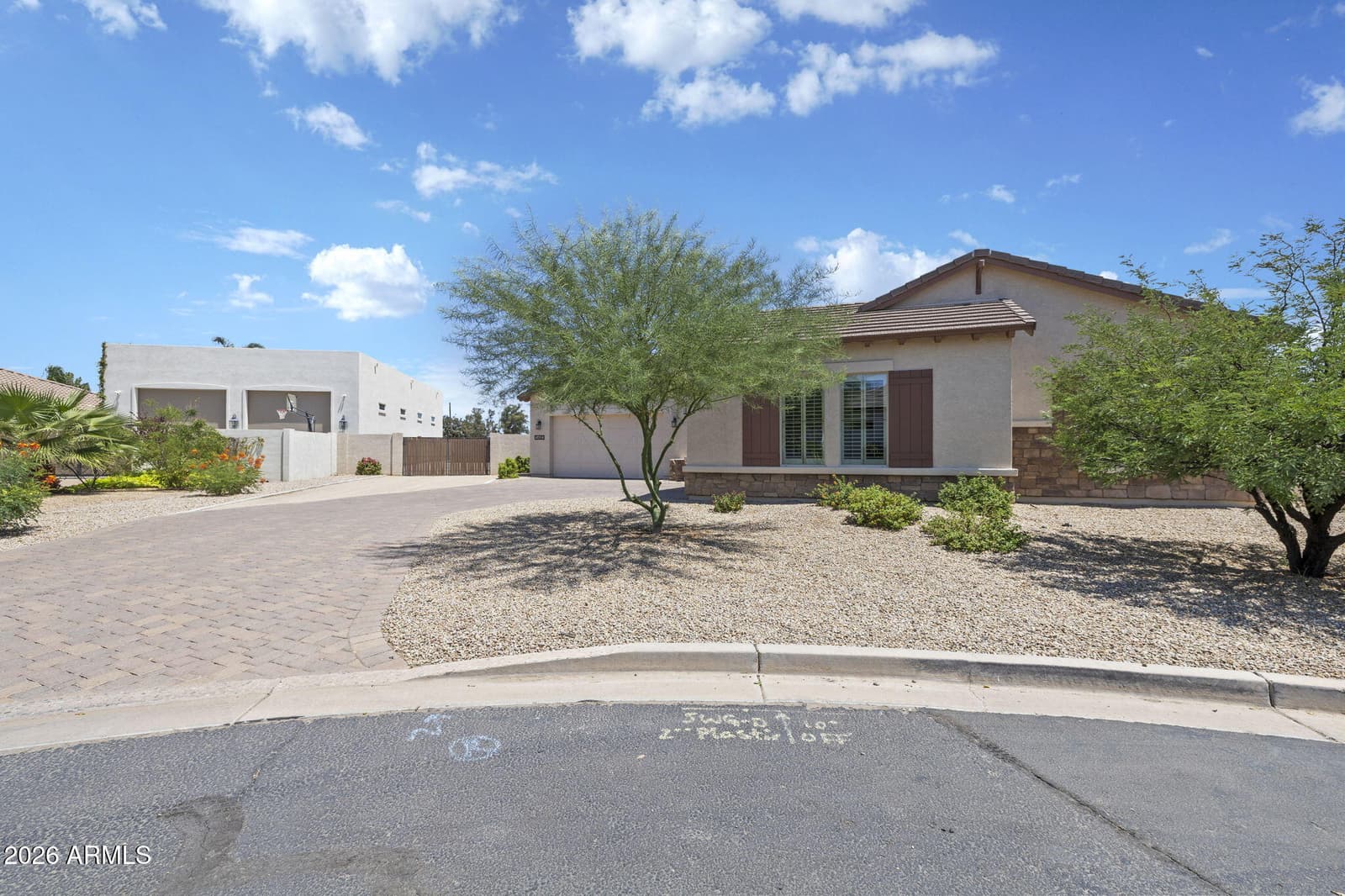 5481 S CROSSCREEK Drive, Chandler, AZ 85249 — photo 4 of 56