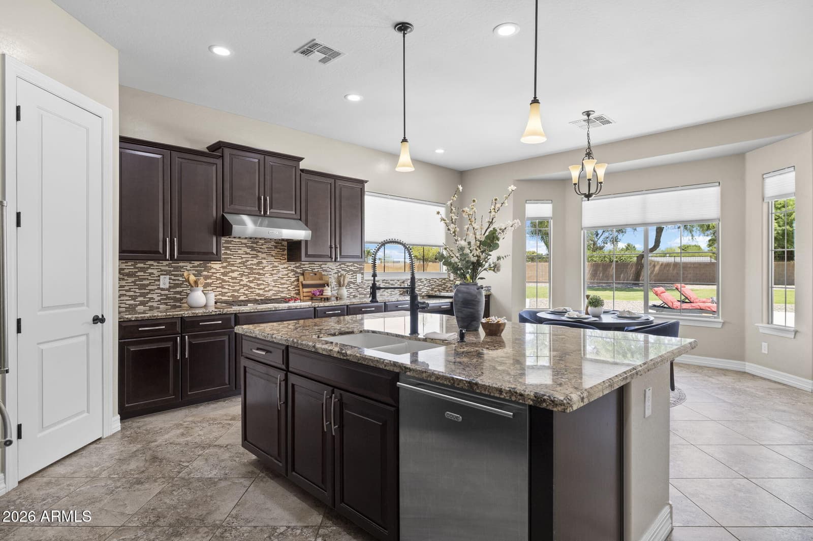 5481 S CROSSCREEK Drive, Chandler, AZ 85249 — photo 18 of 56