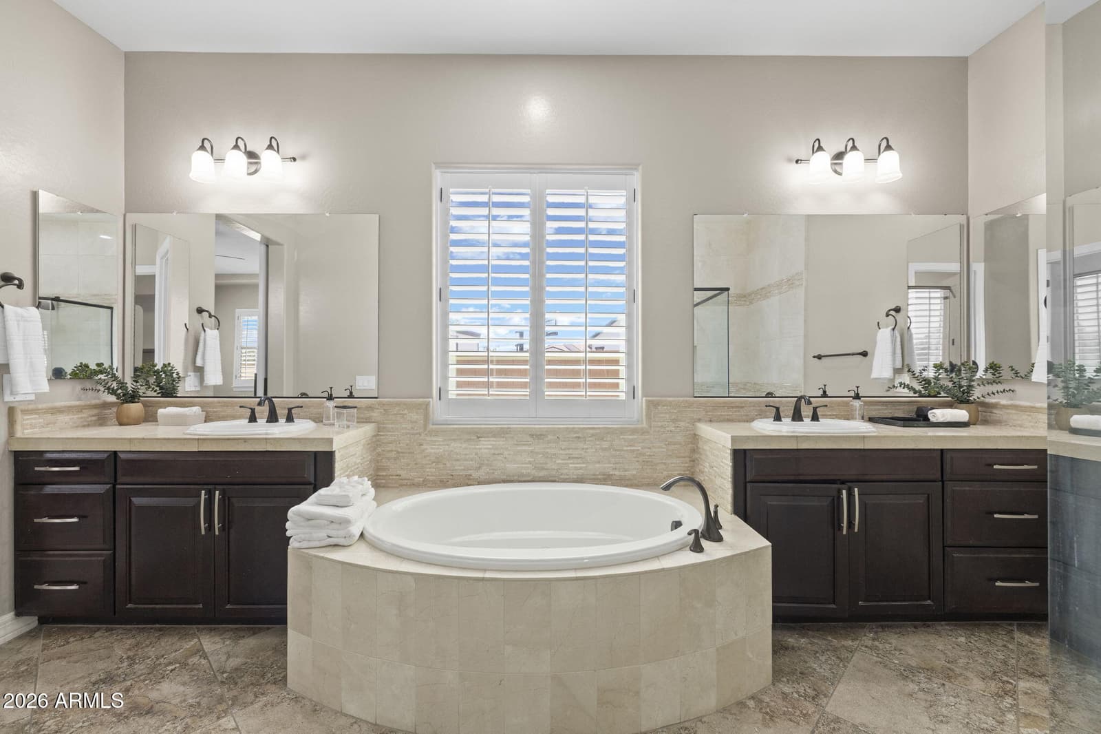 5481 S CROSSCREEK Drive, Chandler, AZ 85249 — photo 32 of 56