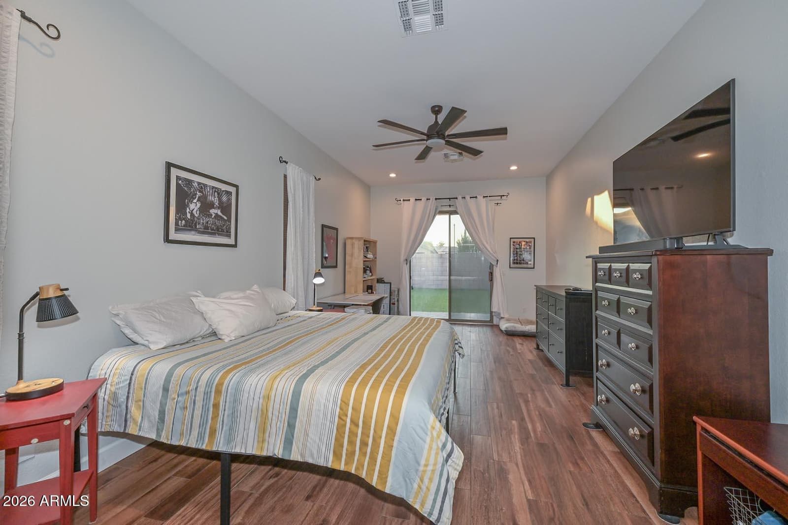 4236 E TETHER Trail, Phoenix, AZ 85050 — photo 29 of 48