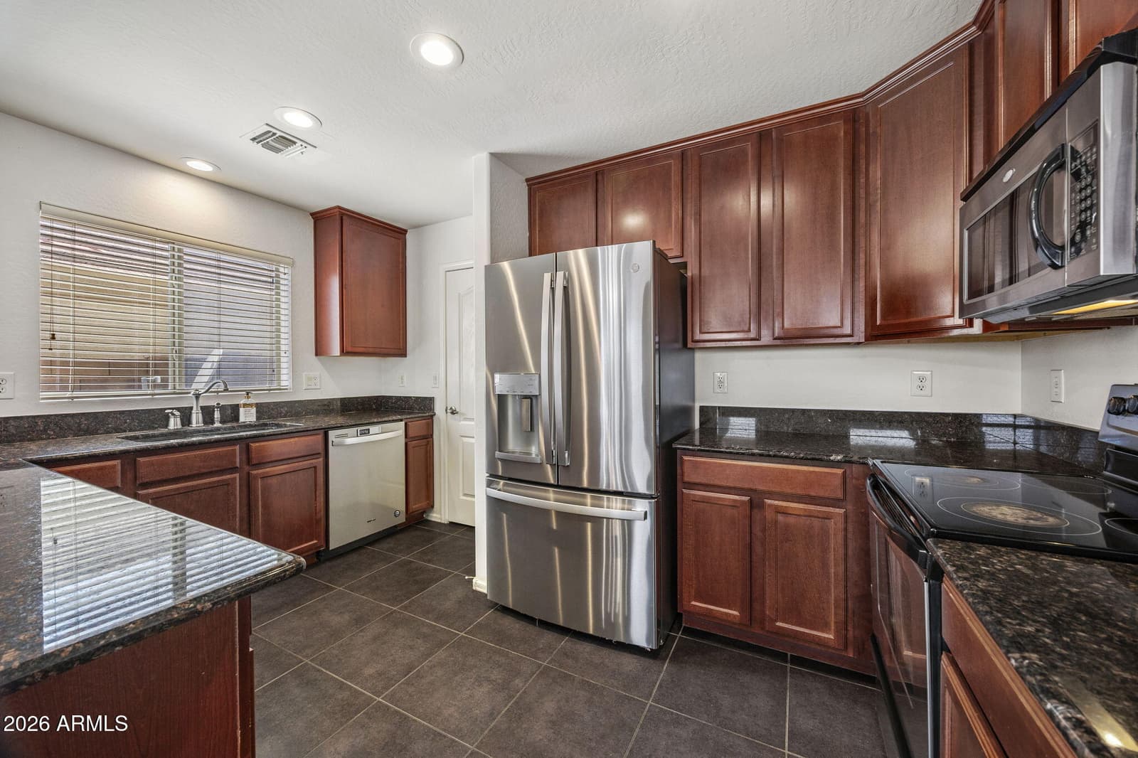 12011 W DOS RIOS Drive, Sun City, AZ 85373 — photo 14 of 32