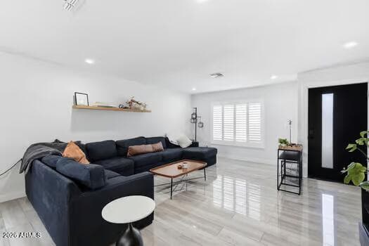 5529 W ANGELA Drive, Glendale, AZ 85308 — photo 4 of 21