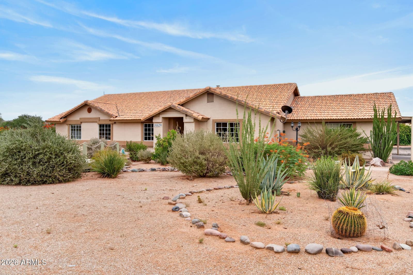 10859 W Cochero Court, Casa Grande, AZ 85194 — photo 1 of 35