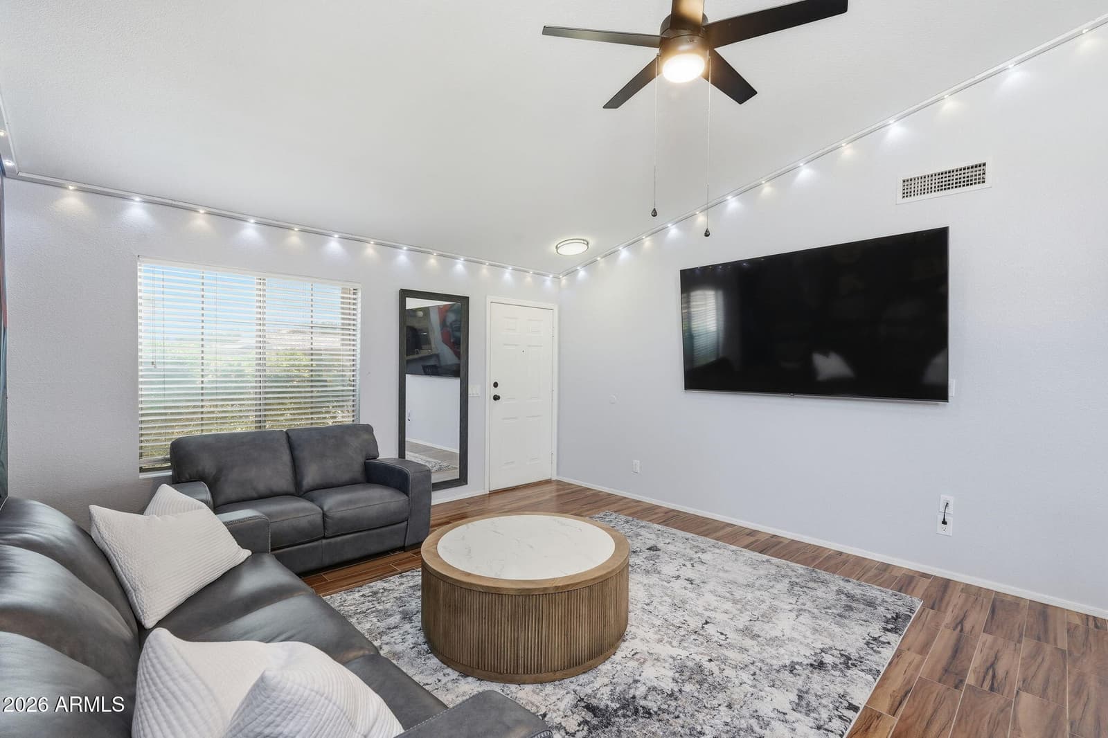 7116 N 81ST Lane, Glendale, AZ 85303 — photo 5 of 41