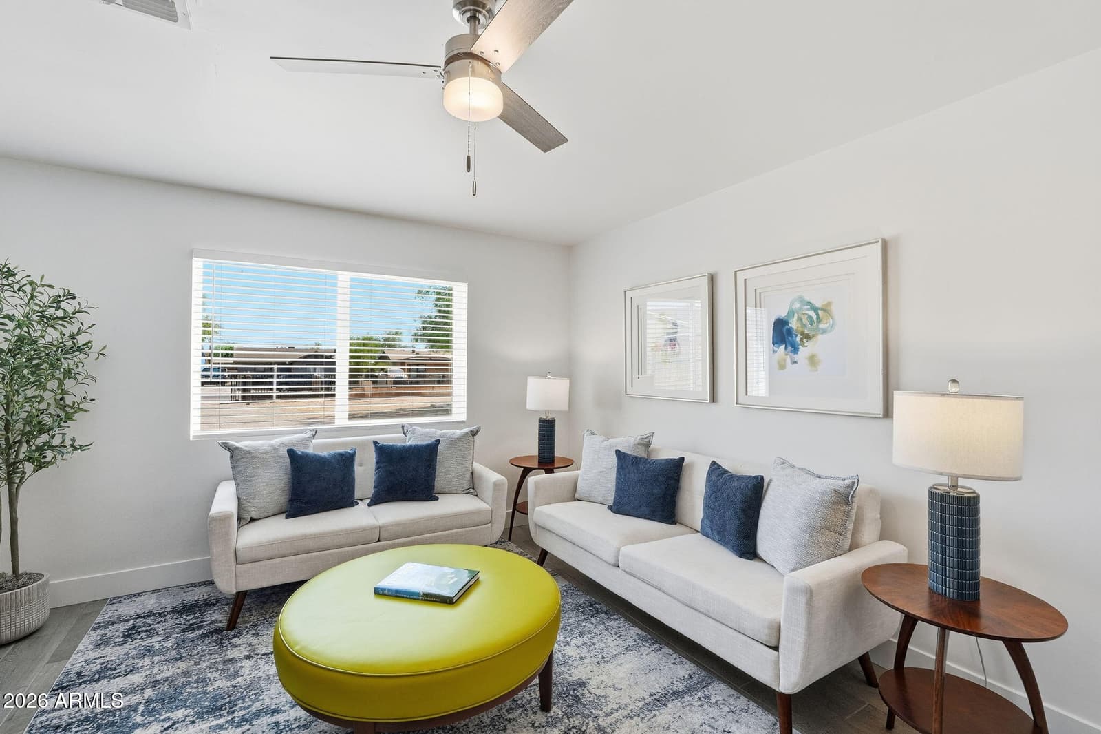 3710 W LATHAM Street, Phoenix, AZ 85009 — photo 10 of 33