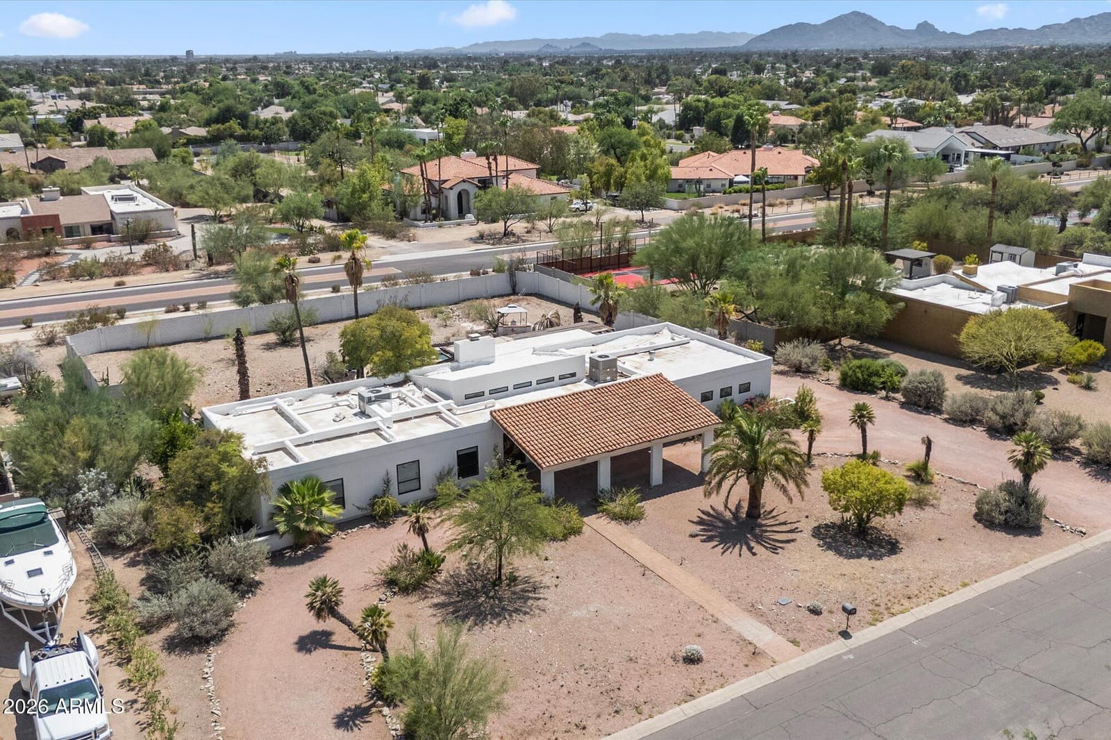 10521 E Wethersfield Road, Scottsdale, AZ 85259 — photo 2 of 16