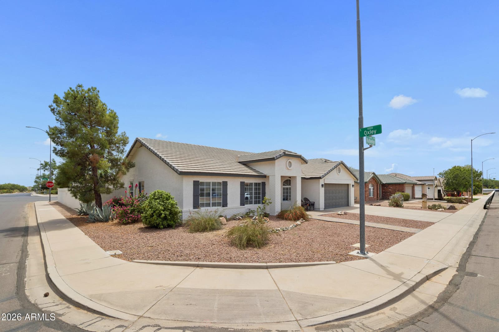 11355 E Rutledge Avenue, Mesa, AZ 85212 — photo 3 of 46