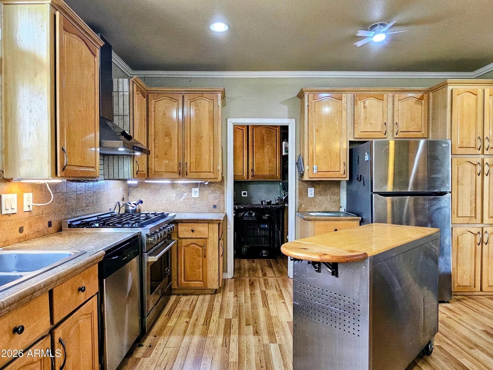 389 S VIA LIBERACION, Bisbee, AZ 85603 — photo 6 of 24