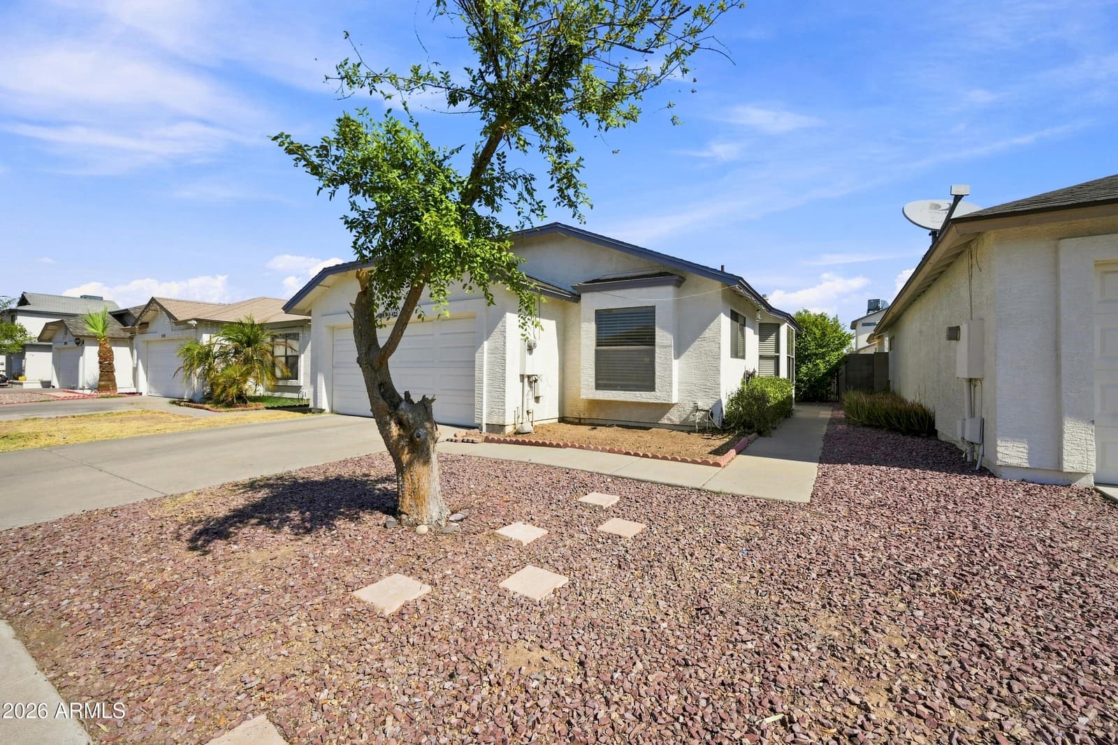 8734 W INDIANOLA Avenue, Phoenix, AZ 85037 — photo 3 of 20