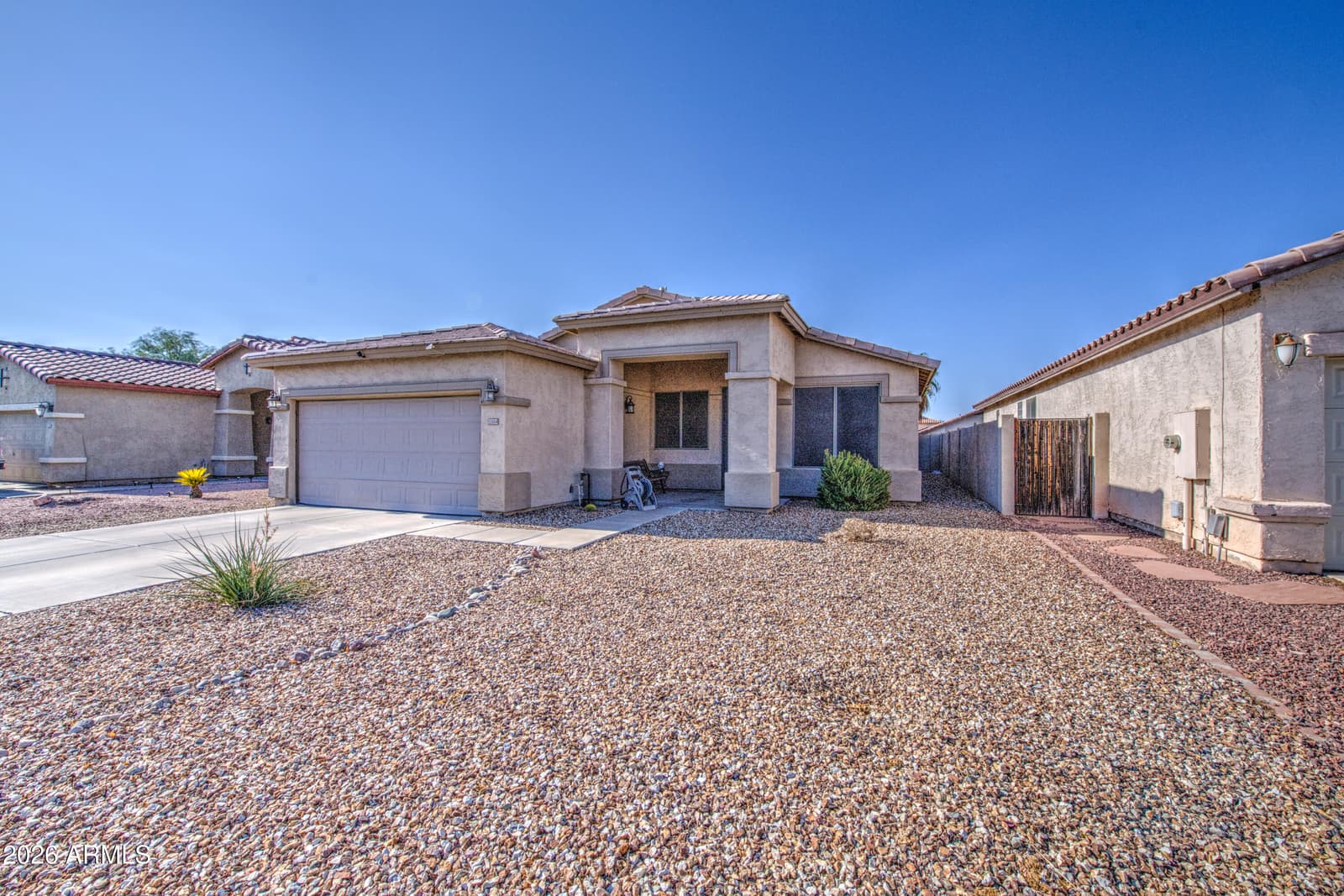 11554 W BERMUDA Drive, Avondale, AZ 85392 — photo 4 of 42