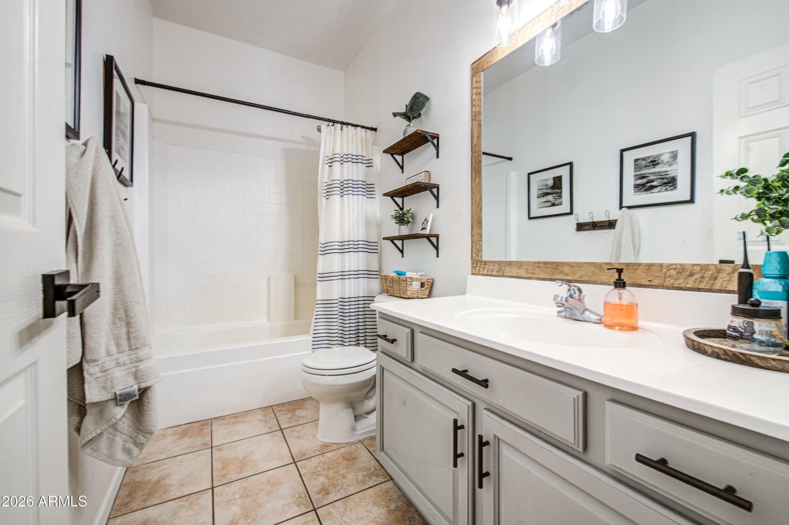 11554 W BERMUDA Drive, Avondale, AZ 85392 — photo 34 of 42