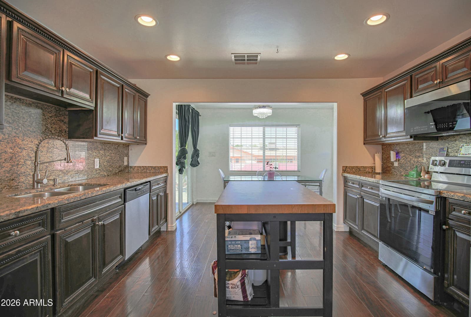 3724 W Charter Oak Road, Phoenix, AZ 85029 — photo 14 of 32