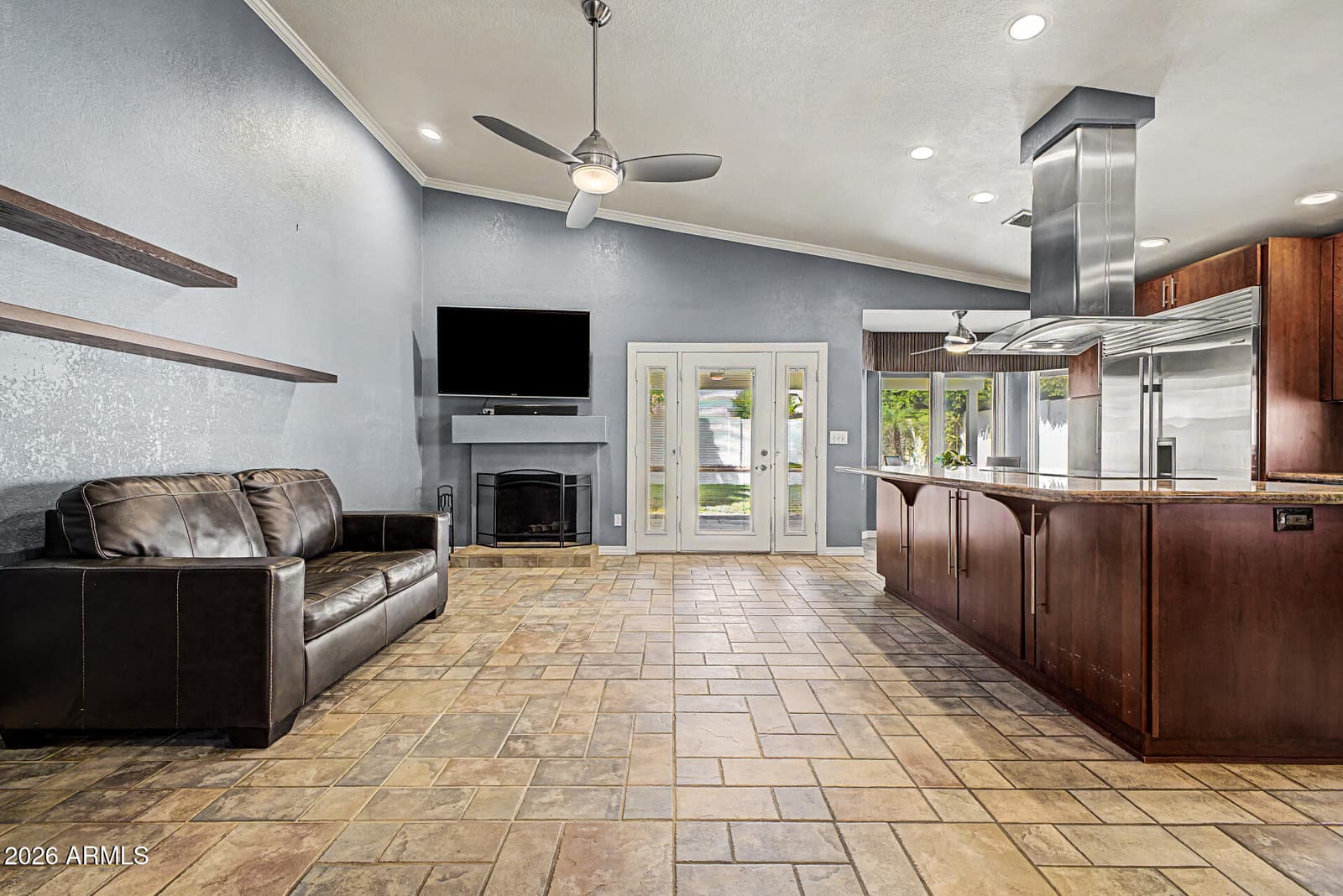 5540 W CHRISTY Drive, Glendale, AZ 85304 — photo 13 of 31