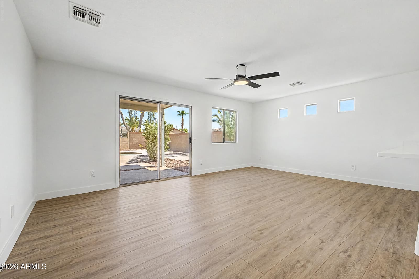 17514 W BOCA RATON Road, Surprise, AZ 85388 — photo 6 of 43