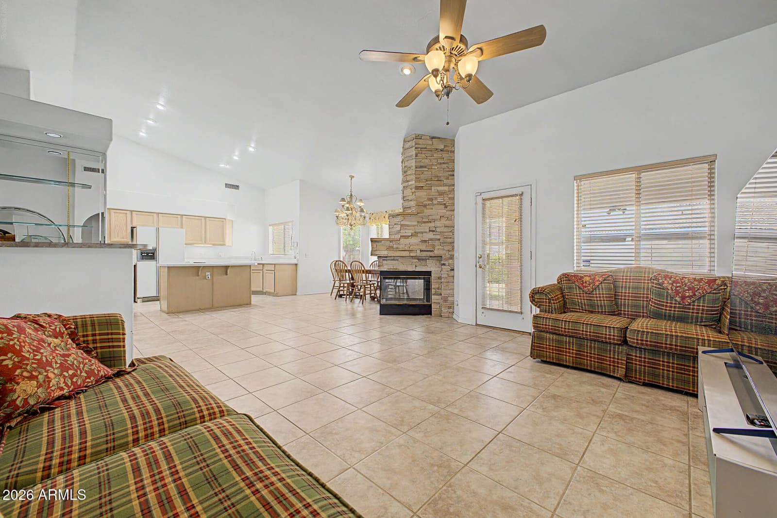 1210 E Clearview Drive, Casa Grande, AZ 85122 — photo 15 of 38