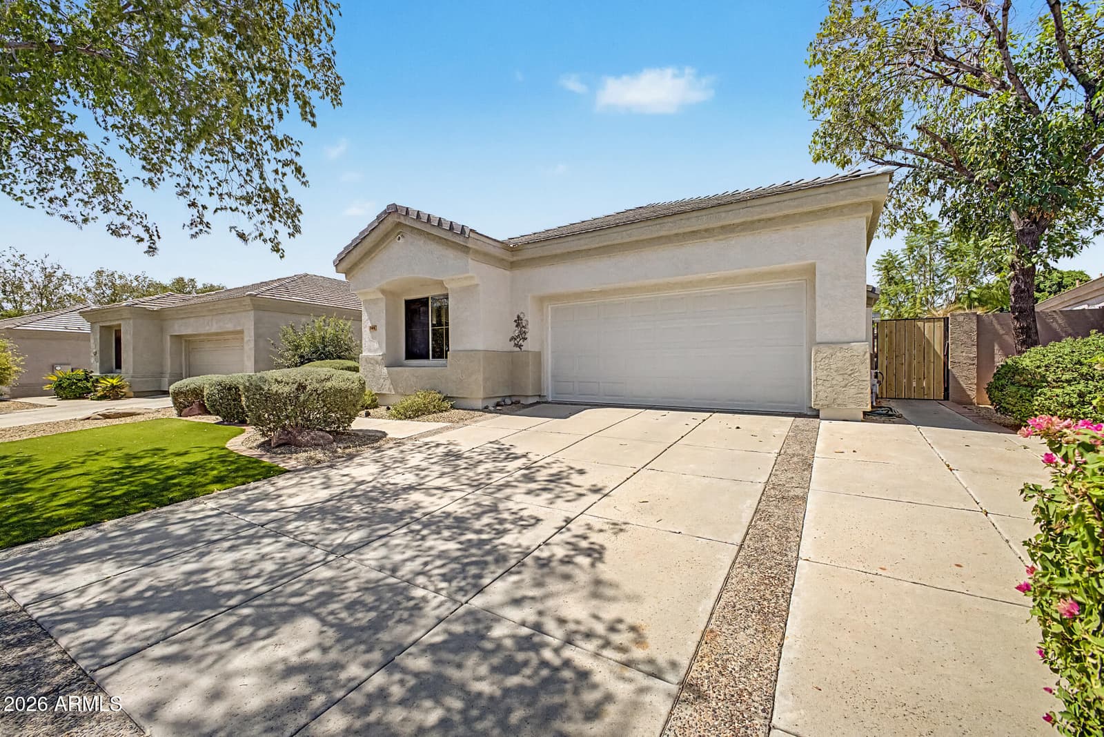 7046 W ROSE GARDEN Lane, Glendale, AZ 85308 — photo 3 of 45