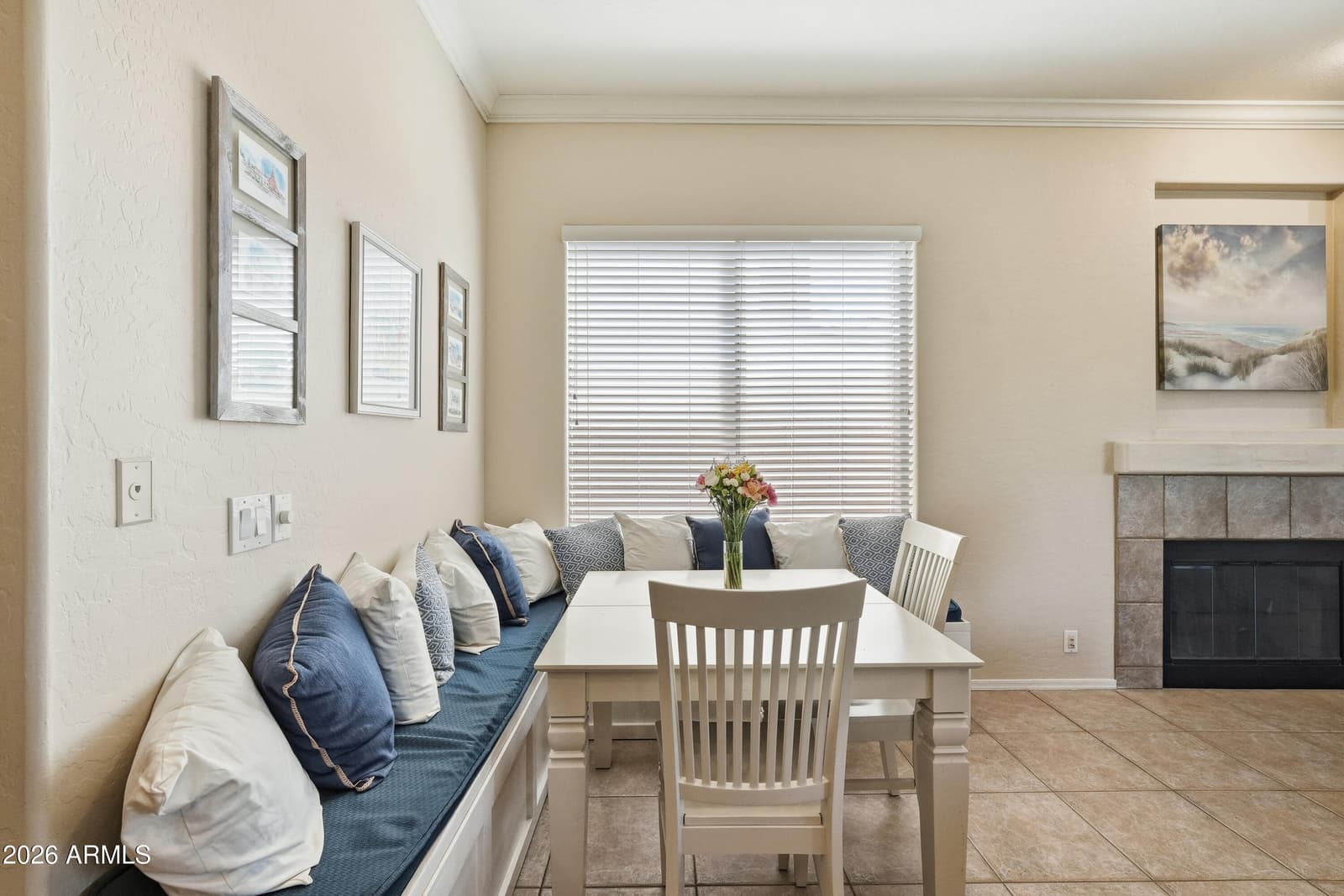 1607 W NIGHTHAWK Way, Phoenix, AZ 85045 — photo 12 of 44
