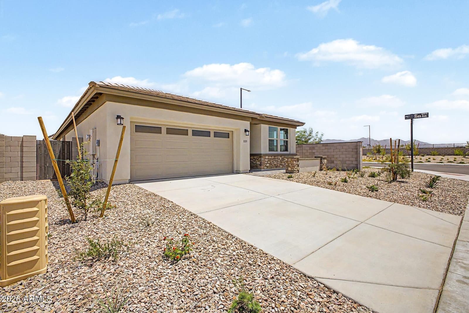 30374 W DAHLIA Drive, Buckeye, AZ 85396 — photo 3 of 37