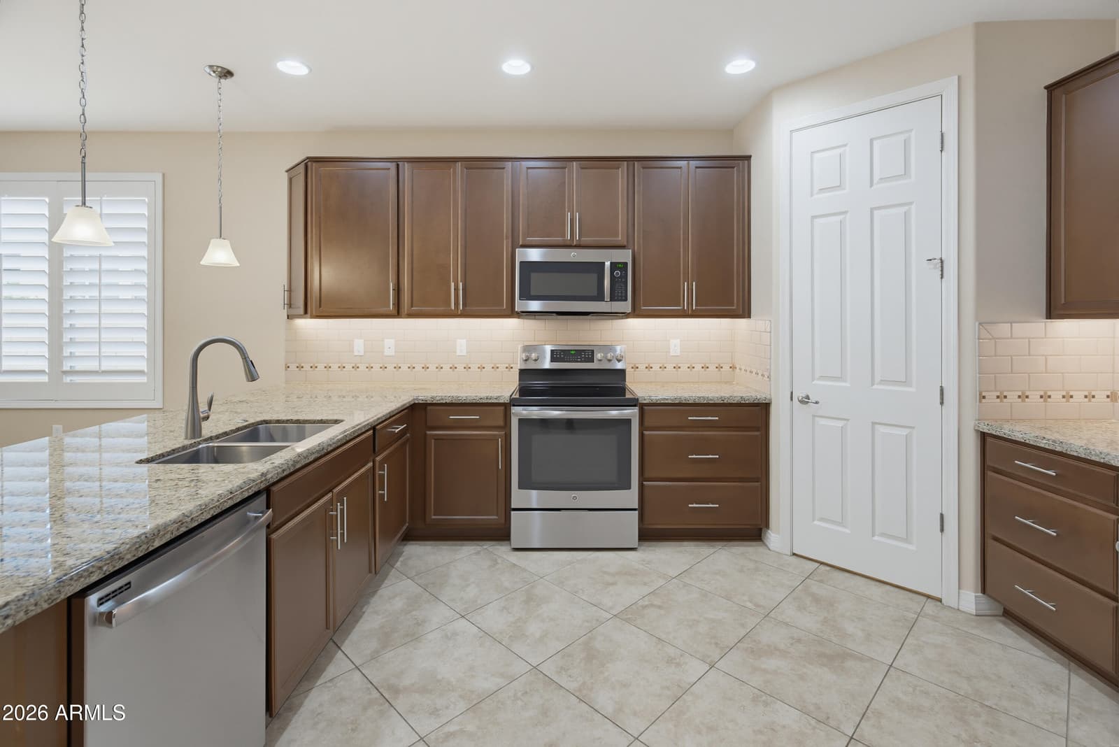 15922 N 109TH Lane, Sun City, AZ 85351 — photo 7 of 24