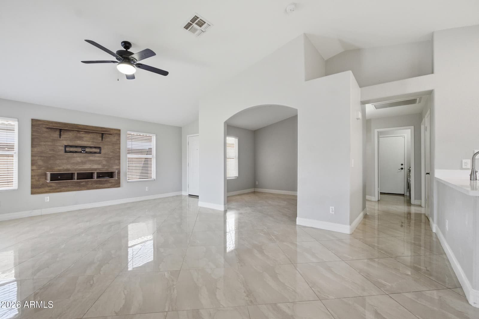 3626 W SAGUARO PARK Lane, Glendale, AZ 85310 — photo 9 of 40