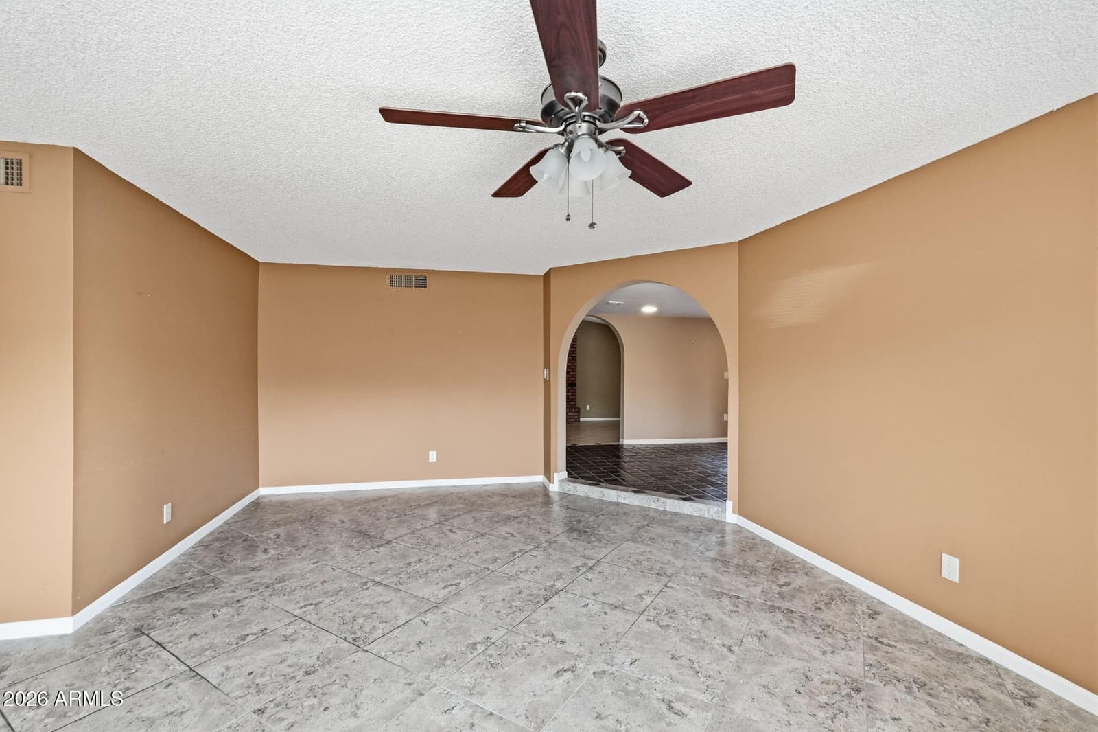 226 E GLENCOVE Street, Mesa, AZ 85201 — photo 7 of 47