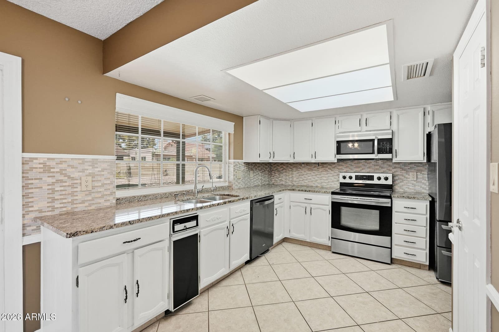 226 E GLENCOVE Street, Mesa, AZ 85201 — photo 17 of 47