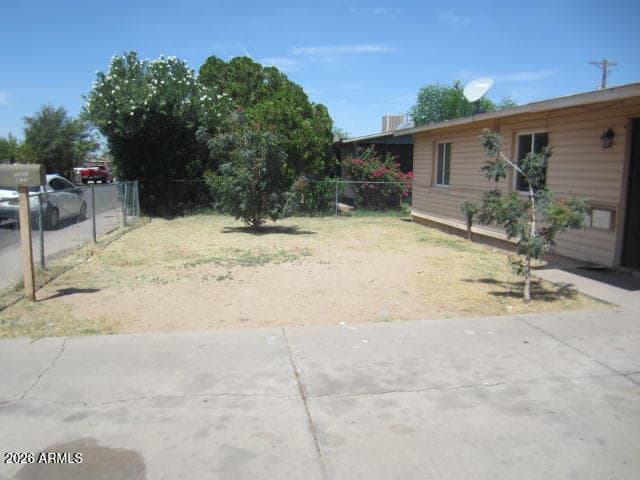 1418 E La Salle Street, Phoenix, AZ 85040 — photo 2 of 8
