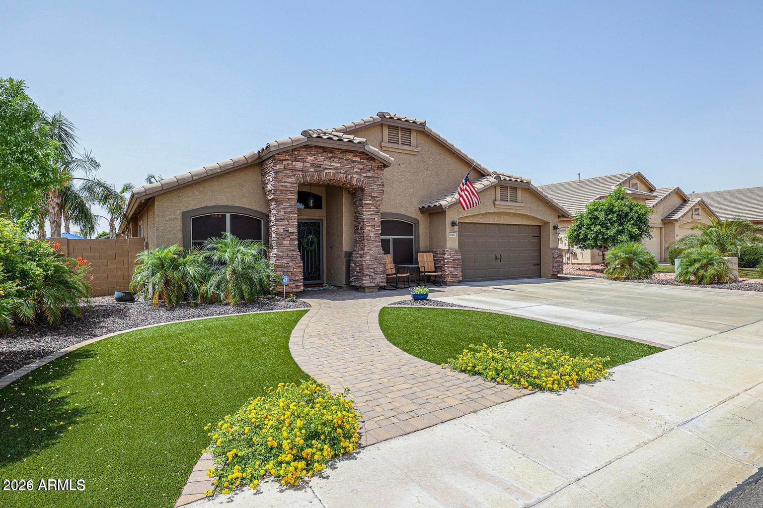 10405 W PATRICK Lane, Peoria, AZ 85383 — photo 2 of 28