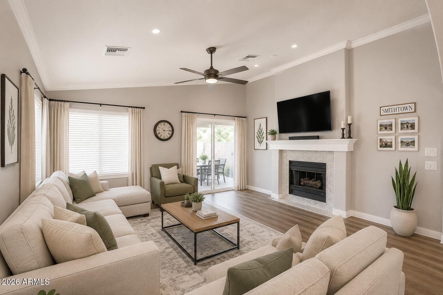 10405 W PATRICK Lane, Peoria, AZ 85383 — photo 10 of 28