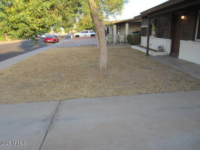 6720 W Medlock Drive, Glendale, AZ 85303 — photo 2 of 10