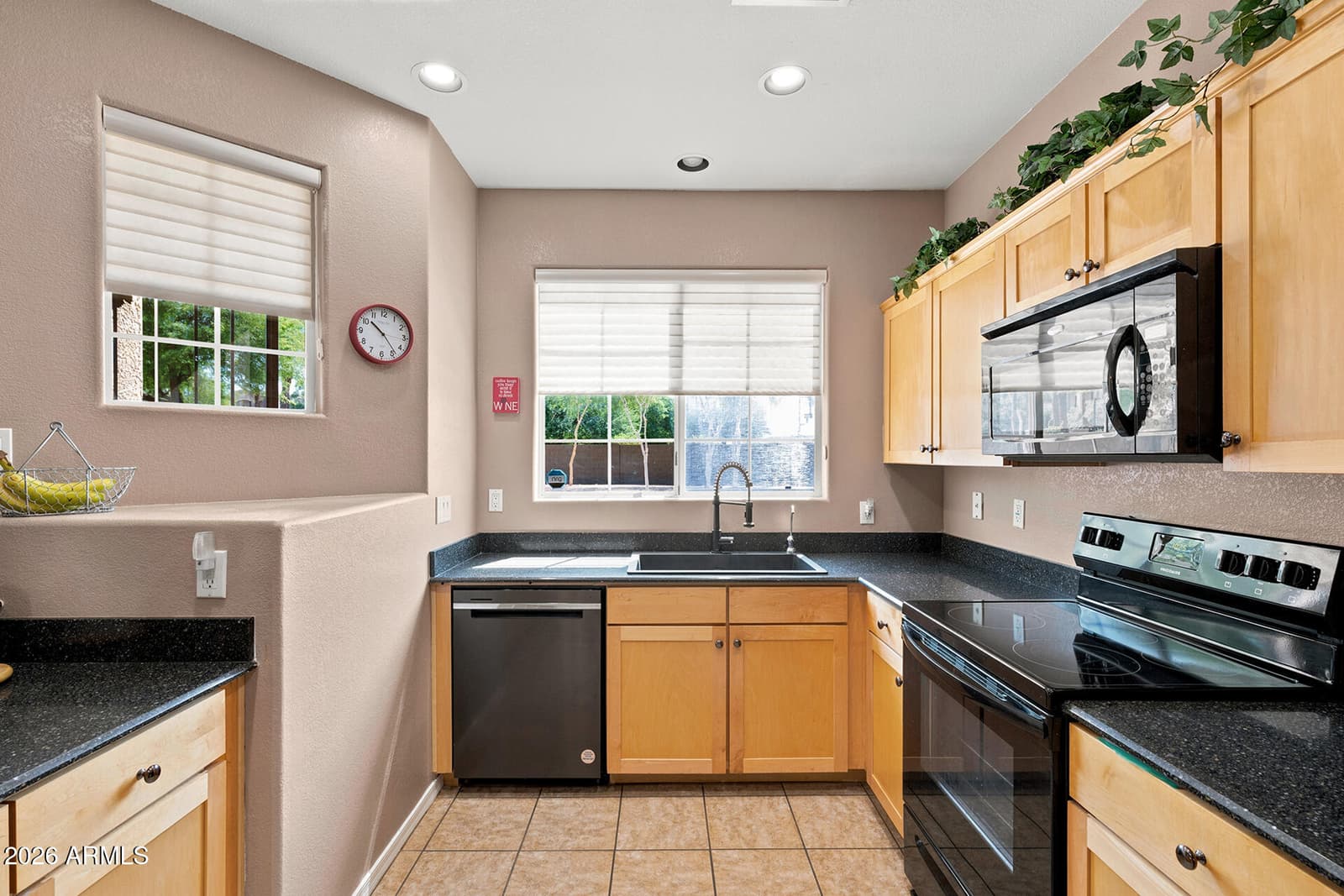 1265 S AARON 234, Mesa, AZ 85209 — photo 3 of 41