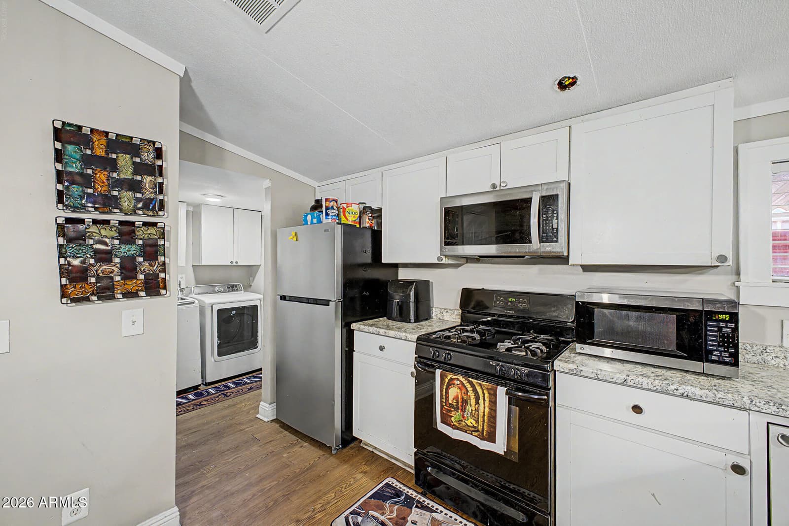 11000 N 91ST Avenue 21, Peoria, AZ 85345 — photo 5 of 32