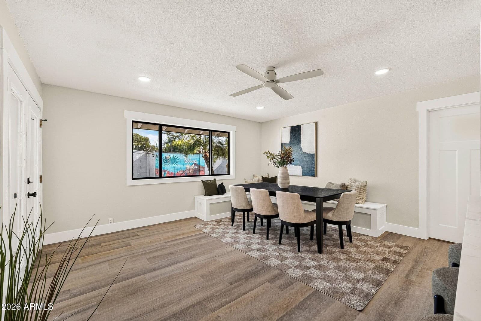 8302 E AVALON Drive, Scottsdale, AZ 85251 — photo 11 of 47