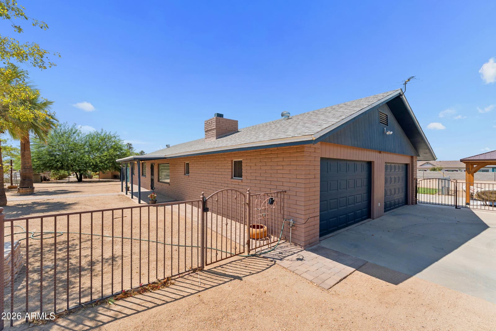 13202 W OCOTILLO Road, Glendale, AZ 85307 — photo 6 of 61