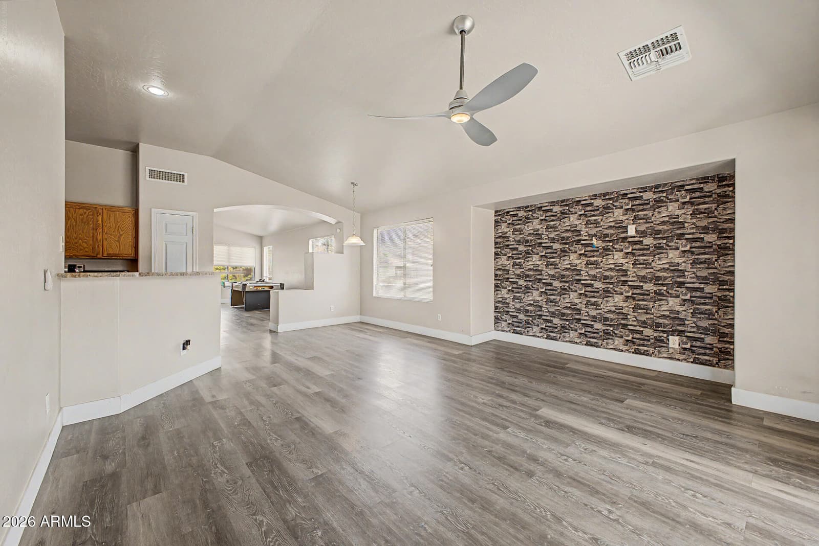 1513 E GROVE Street, Phoenix, AZ 85040 — photo 11 of 28